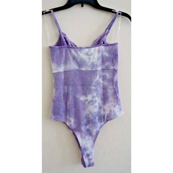 Sunset & Sixth 70987A04 Women's Sz Medium Purple Tie Dye Ribbed Thong Bodysuit - Picture 2 of 5